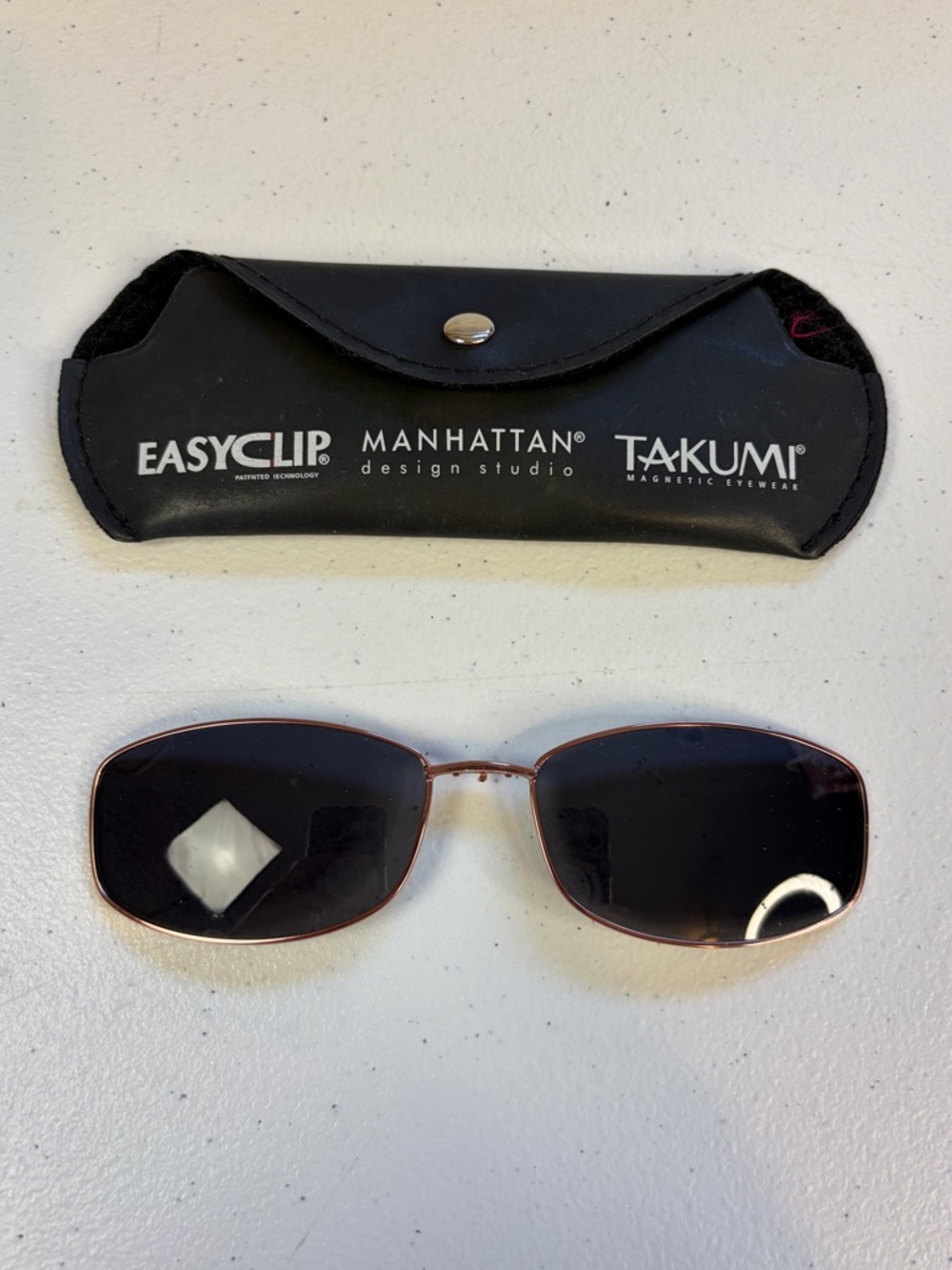 Easy Clip EC193 30 TAKUMI Magnetic Polarized Clip On Sunglasses Black